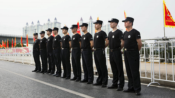 1758024404509883.jpg Q1.jpg