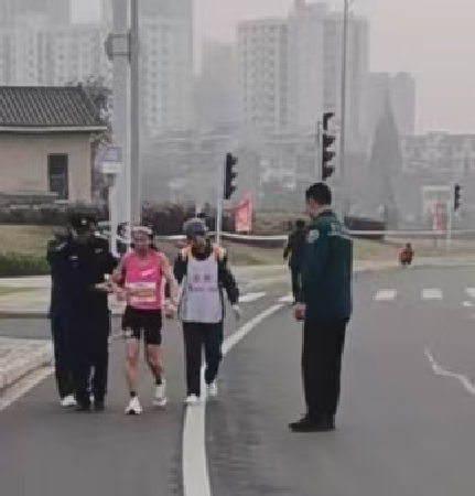 1762845343721901.png 1762845343721901.png